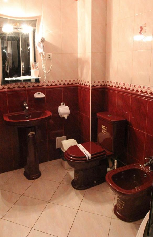 Гостинний Маєток Hotel Myla Екстериор снимка