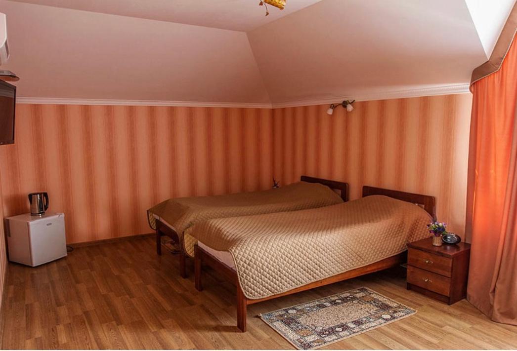 Гостинний Маєток Hotel Myla Екстериор снимка
